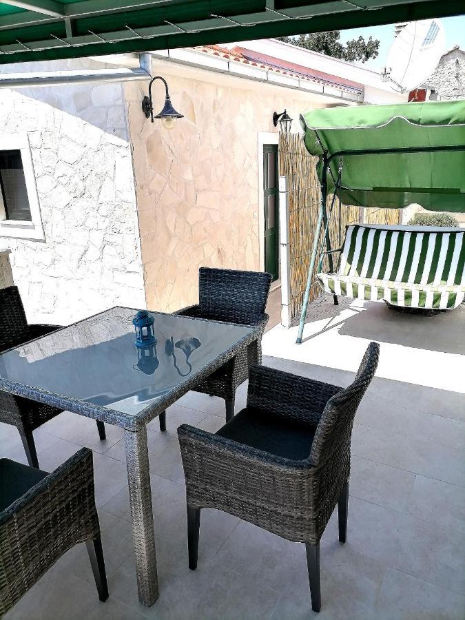 Apartmani Kremena Small Beach 200M Klek Exterior photo