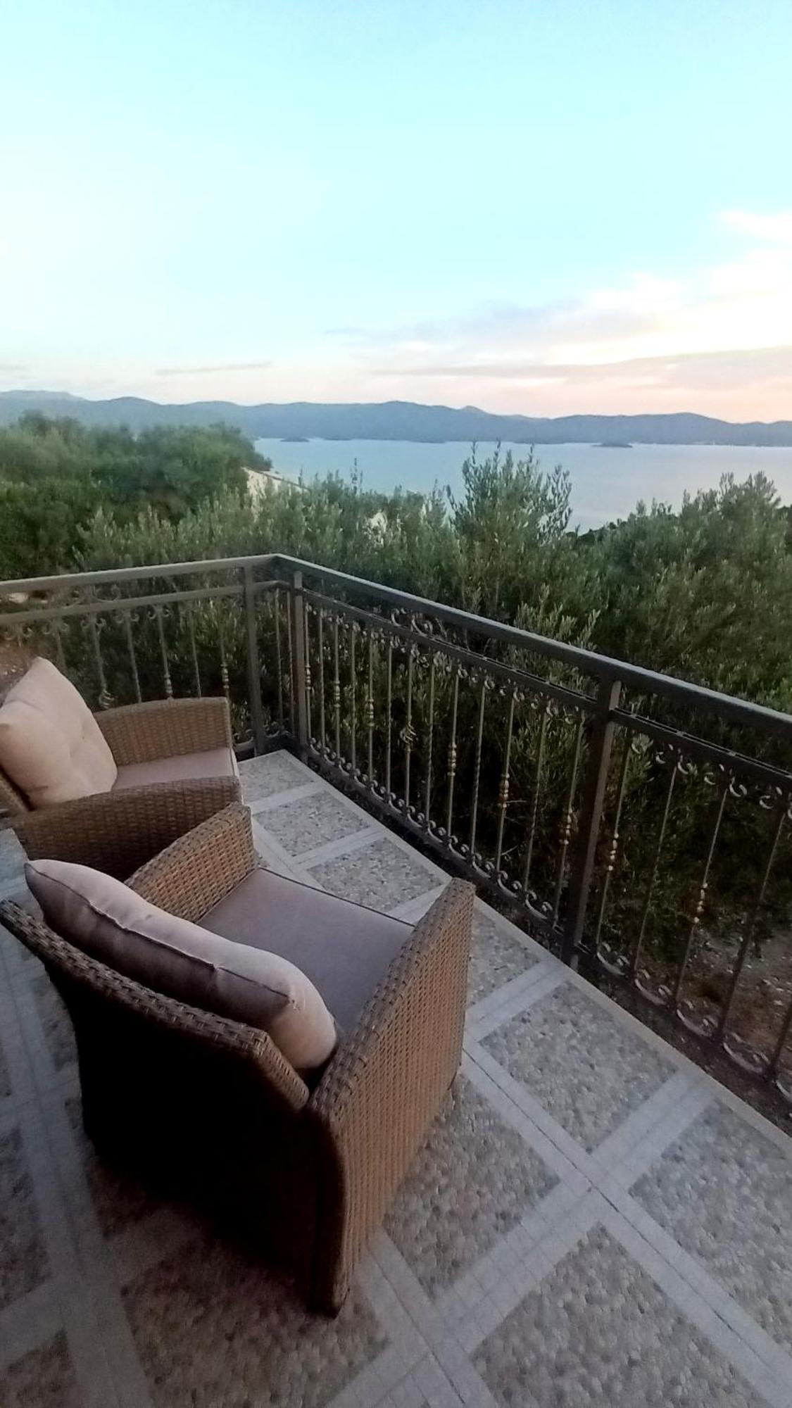 Apartmani Kremena Small Beach 200M Klek Exterior photo